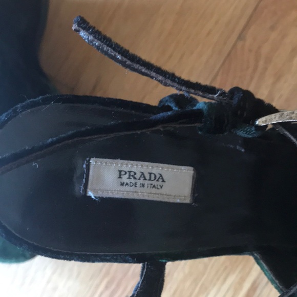 Prada crushed velvet wedges - Picture 7 of 8